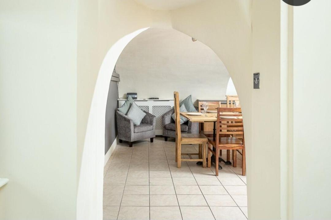 Villa Ivy House Bath Esterno foto