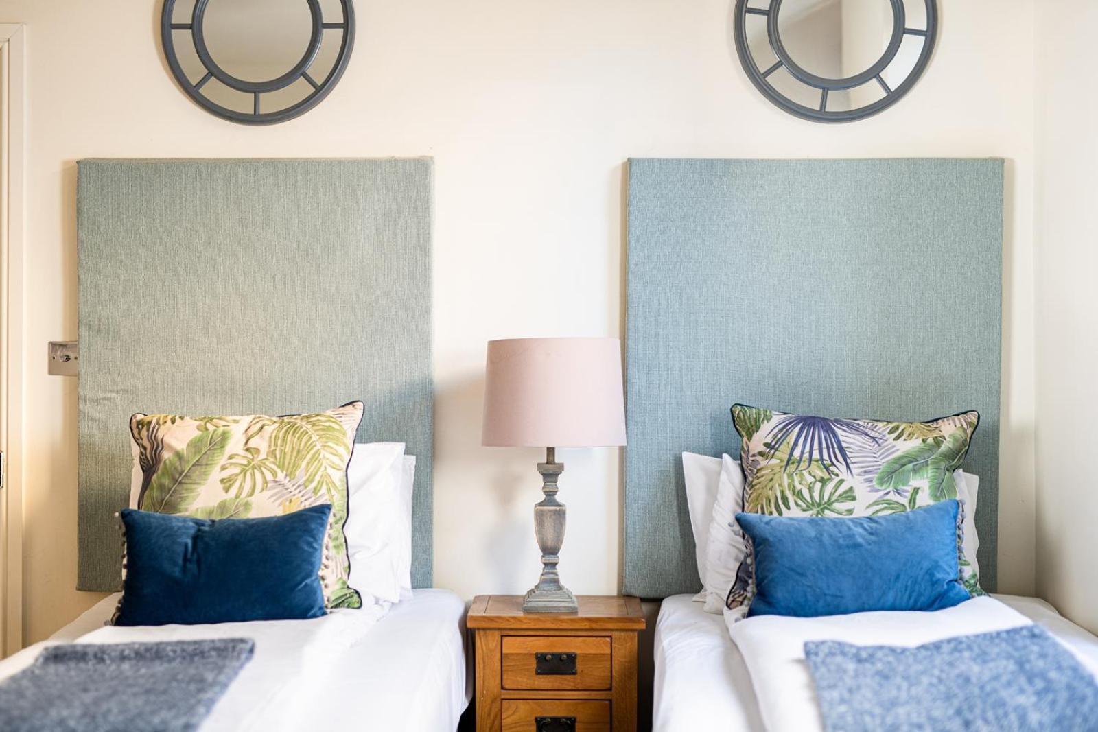 Villa Ivy House Bath Esterno foto
