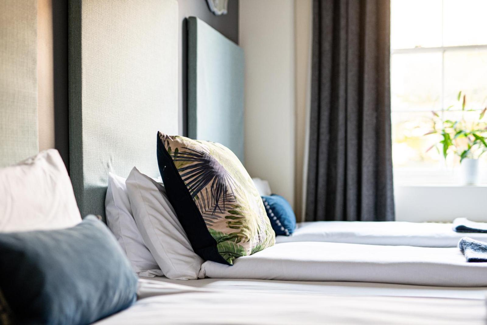 Villa Ivy House Bath Esterno foto